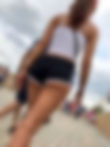 Here are more legs, beautiful by the way