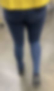 :diamond_shape_with_a_dot_inside:IKEA worker extreme TIGHT Jeans [OC]