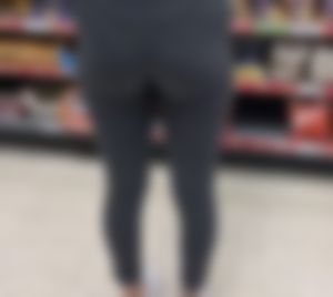 Peachy supermarket teen