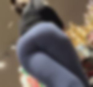 Bed Bath & Booty Flared Leggings Latina