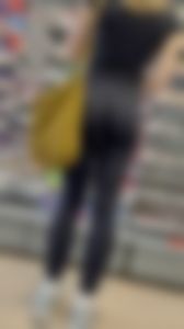 Girl In Black Leggings Has A Nice Little Bubble
