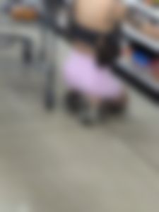 Tatted asian chick w/VTL in pink shorts