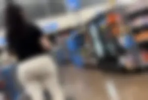 (2nd Post)Big Ass Latina Thot in Leggings