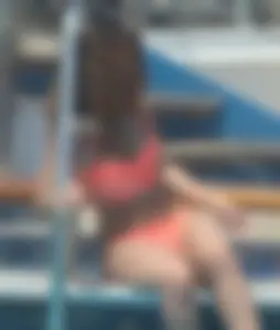 Bikini girls