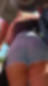 Latina ardiente  culona y bien tetona