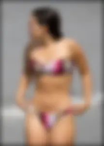 Brunette bubble going for a dip