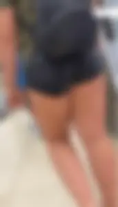 Hot booty in mini shorts gif at the supermarket