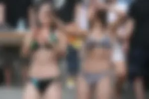 Boryeong Mud Fest 2008 girls mostly in bikinis