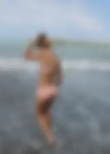 Bikini girls