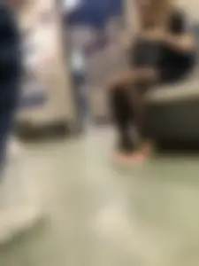 Cute Teen in Black Pantyhose And Sneakers Subway Train Creepshots Gallery