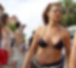 Bikini girls