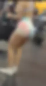 Gym pawg with a plump peach