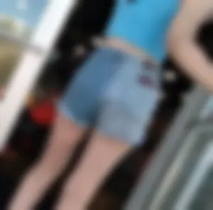 Skinny petite teen in shorts (vpl)