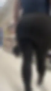 Amazing Big Booty Spaniard Milf In Tight Leggings💦