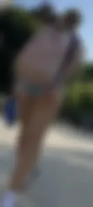 College pawg re-adjusting her shorts