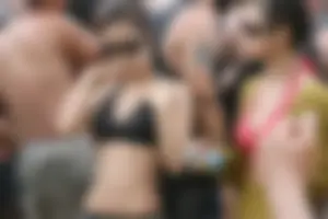 Boryeong Mud Fest 2008 girls mostly in bikinis