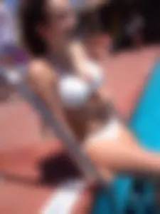 Bikini girls