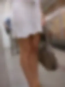 Hot Tall Blonde Subway Candid