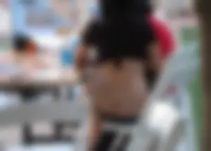 Ass cracks