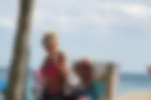 Florida beach and bikini girls
