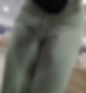 The Green Meanie (Closeups)