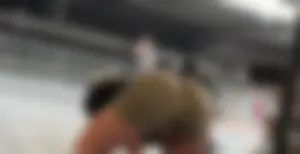 Thick ass white girl tight short at gym (Not OC)