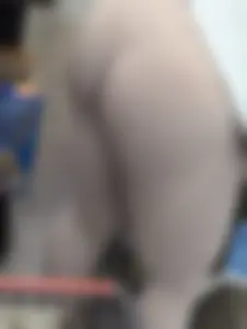 Nerdy ebony in lavender leggings