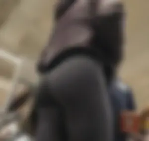 Incredible white bubble ASS. Close up. GIF.