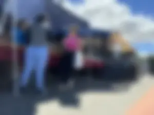 Latina milf with a huge ass blue leggings