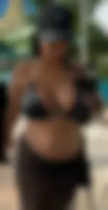 NICE BIG TITS IN BIKINI @ WATERPARK