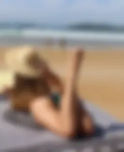 Amazing Hot Booty and Legs of a Girl Lying on the Beach Creepshot