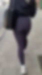 Couple of fat asses (UK)