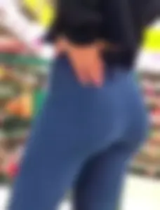 GREAT ass in tight leggings