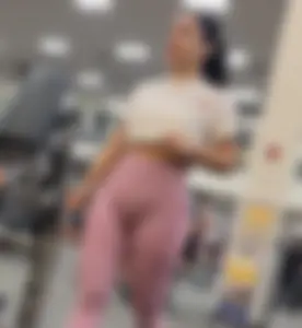 Gym pawg Latina pink leggings in doggy position with vpl