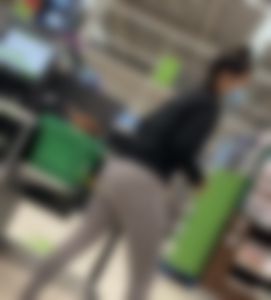 Peachy supermarket teen