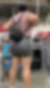CAKED UP LATINAS IN SHORTS+VID