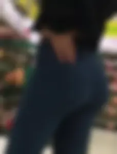 GREAT ass in tight leggings