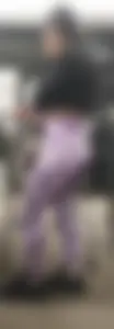 Latina milf with a great body, showing her big ass in pink leggings [OC]
