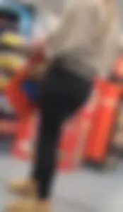 Nice ass in leggings