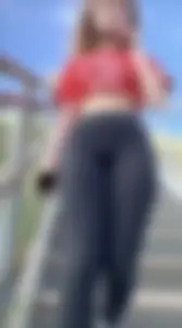 Teen in leggings walking down stairs with slight camel toe and busted