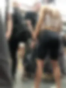 Candid Ass in Yoga Pants Closeup Creepshots Gallery in a Subway Train