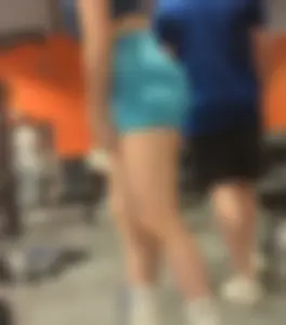 Ze_Gym : girl with blue shorts