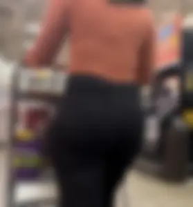 The curves on this Ebony in Black Jeans