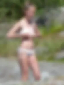 Bikini girls