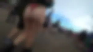 Boyfriend let his girlfriend giving an teasing show [NOT OC]