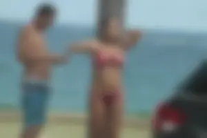 Deerfield Beach girls in bikinis