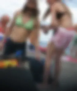 Bikini girls