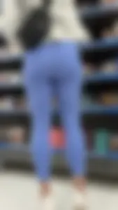 Very tight nice ass and legs in clear blue legging. OC