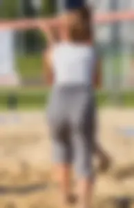 NOT OC. Fit MILF with nice ass & great VPL playing volleyball