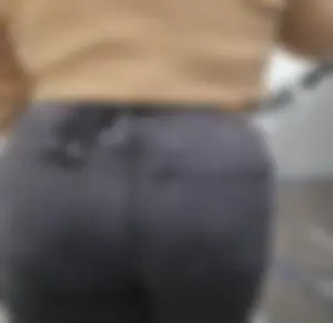 JUICY booty milf. OC.
